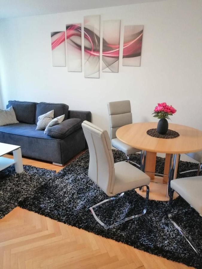 Apartman D&D*** Вараждин Екстер'єр фото