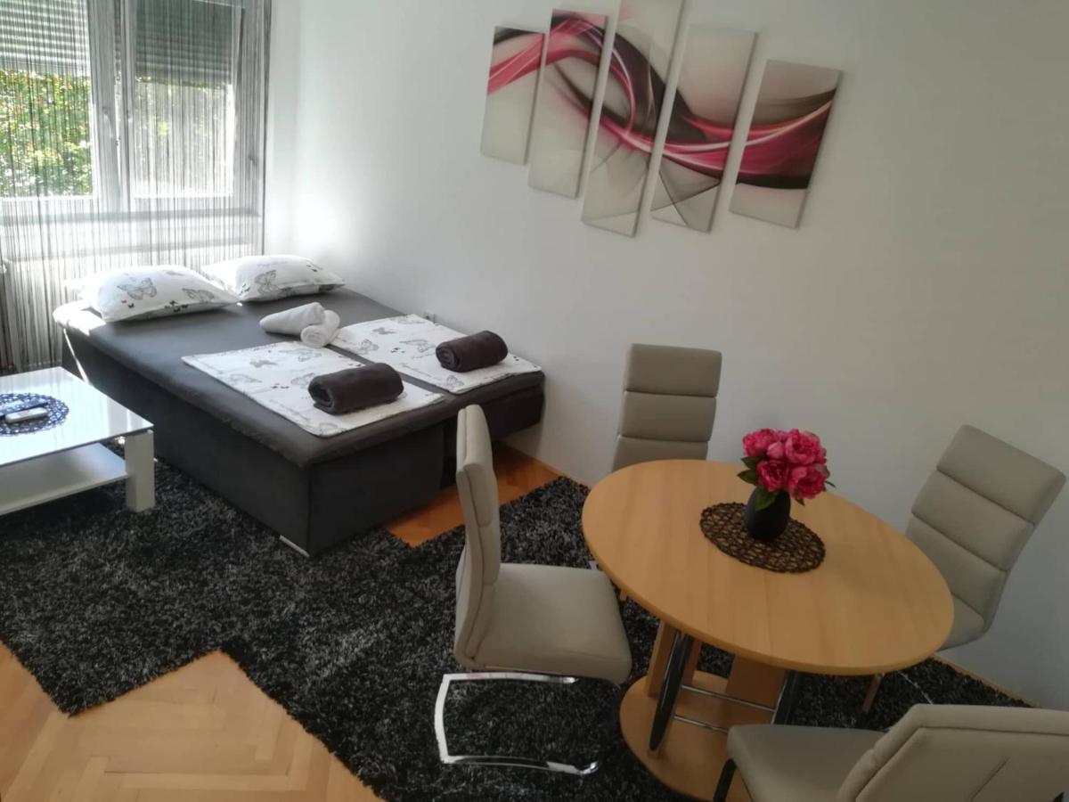 Apartman D&D*** Вараждин Екстер'єр фото